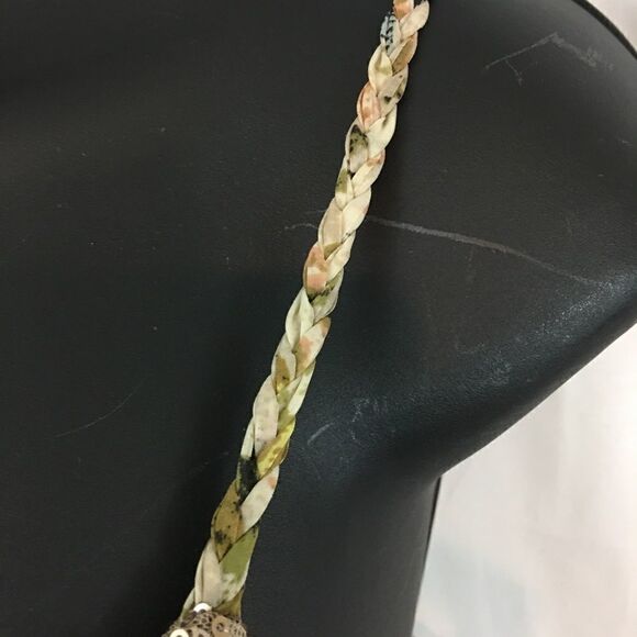 BKE Gold Sequin Chiffon Sleeveless Blouse Size Small - Picture 6 of 8